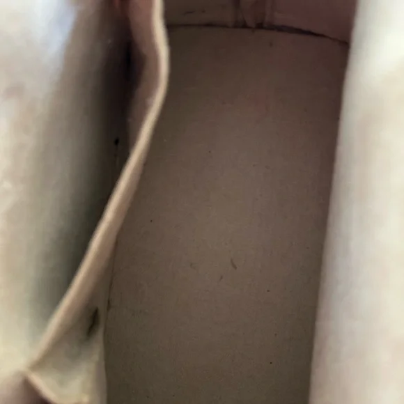 Authentic Louis Vuitton Ivory Epi Alma Textured Leather Bag - Picture 12 of 15